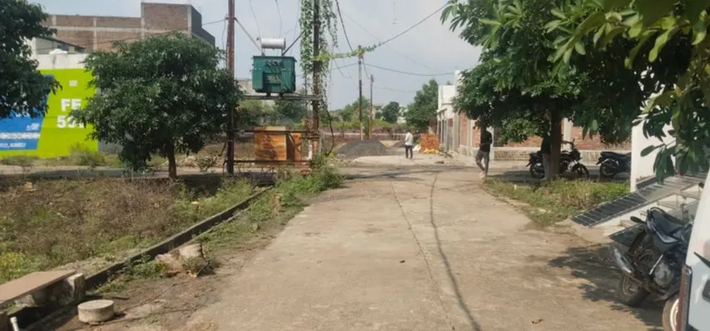 Commercial plus residential plot 1