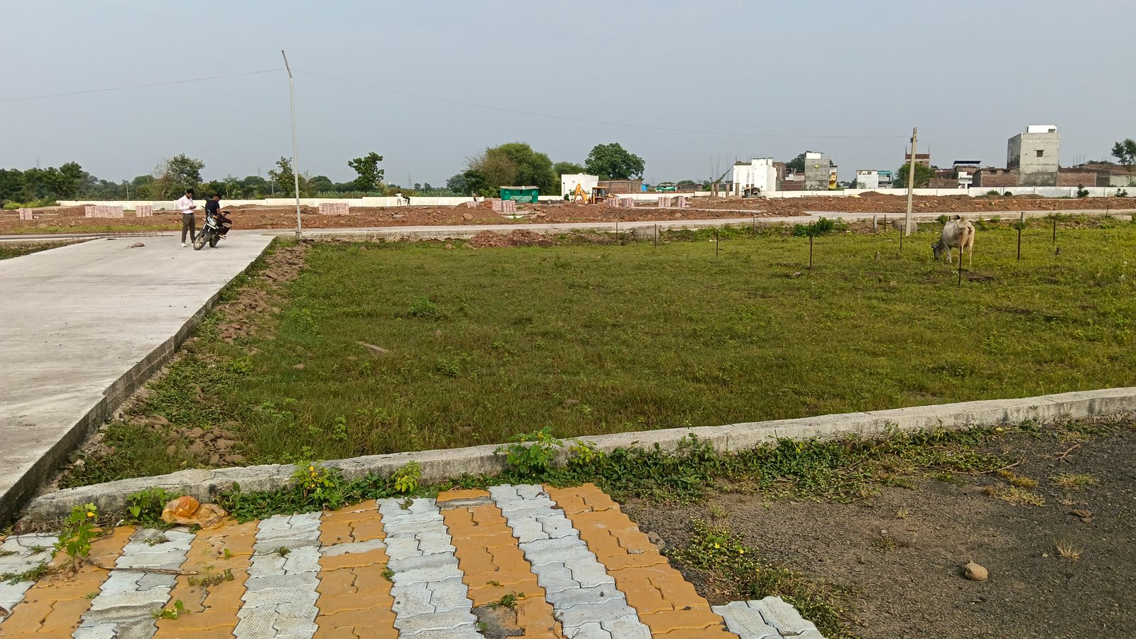 commercial and Residence Plot 7